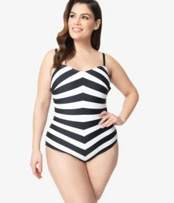 Unique Vintage One Piece Swim|One Piece Swim><noscript><img width=