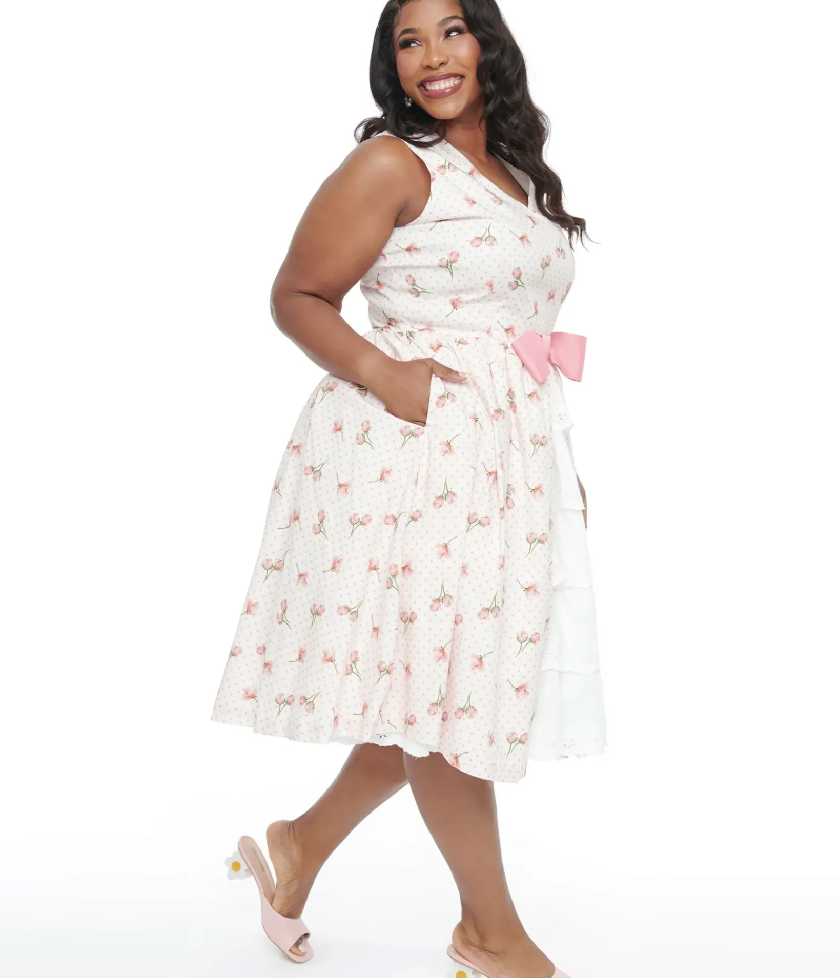 Unique Vintage Swing|Swing>Barbie x Plus Size 1960s Pink Rosebud Garden Party Swing Dress