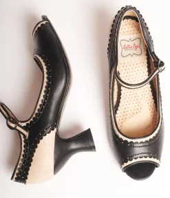 Unique Vintage Heels><noscript><img width=