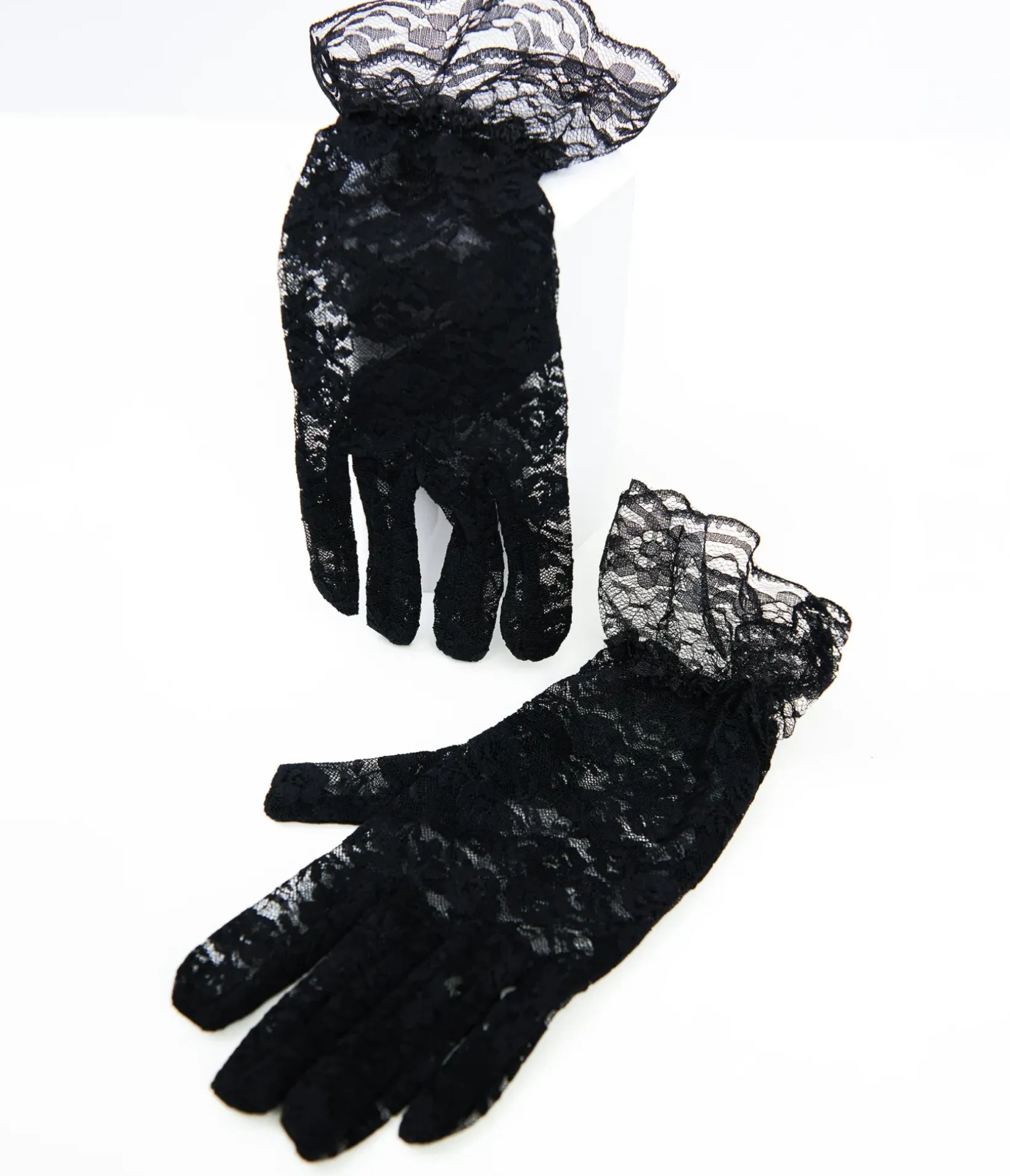 Unique Vintage Special Occasion|Prom Accessories>Black Lace Ruffle Gloves