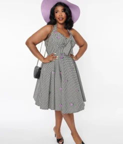 Unique Vintage Swing|Pocket Dresses>Black & White Gingham Grape Embroidered Halter Swing Dress