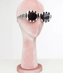 Unique Vintage Sunglasses><noscript><img width=