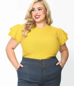 Unique Vintage Work Wear>Chartreuse Ruffle Sleeved Knit Top