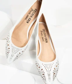 Unique Vintage Special Occasion|Flats>Chelsea Crew White Cutout Leather Sofia Flats