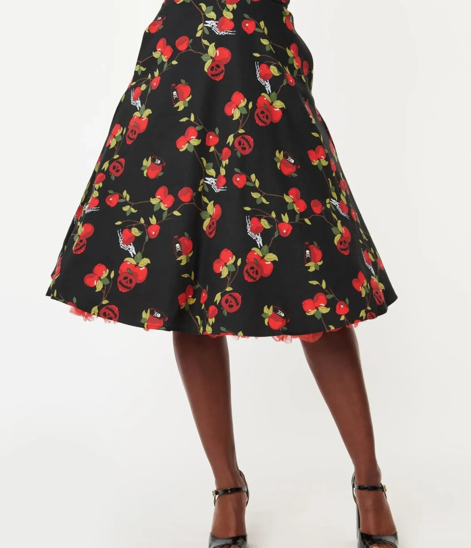 Unique Vintage All Things Black|Halloween>Collectif Black & Red Deathly Apples Cassie Swing Skirt