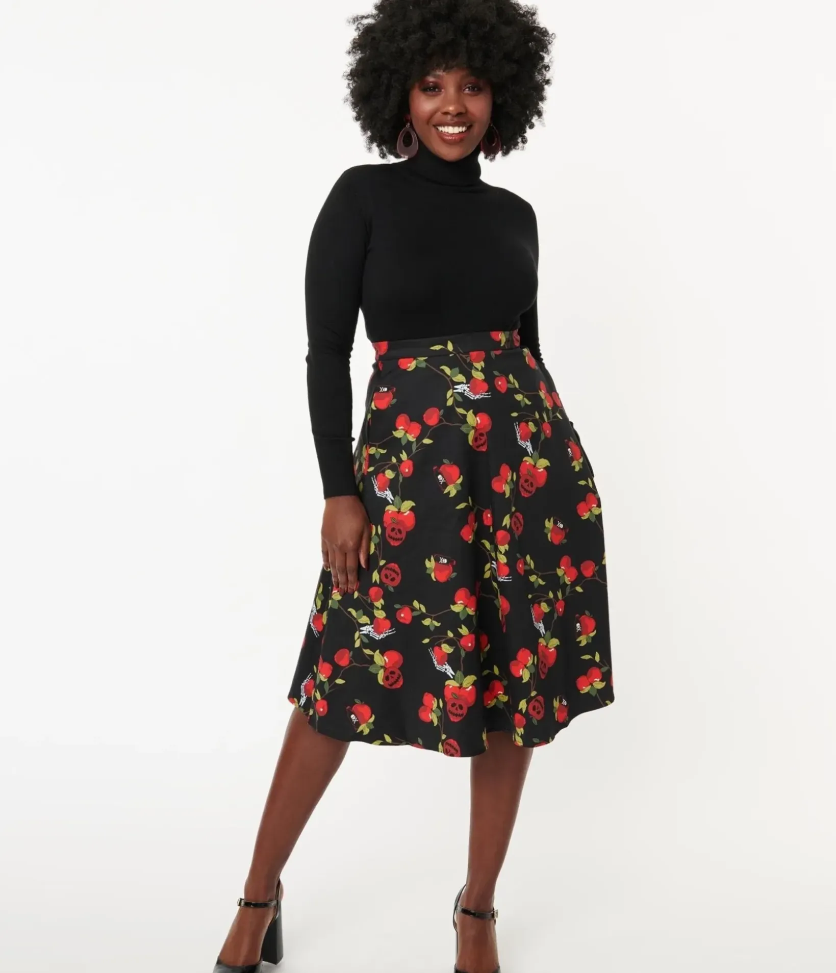 Unique Vintage All Things Black|Halloween>Collectif Black & Red Deathly Apples Cassie Swing Skirt