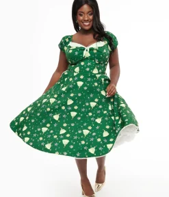 Unique Vintage Swing|Pocket Dresses>Disney Princess collection by Plus Size Green Princess Tiana All Over Print Swing Dress