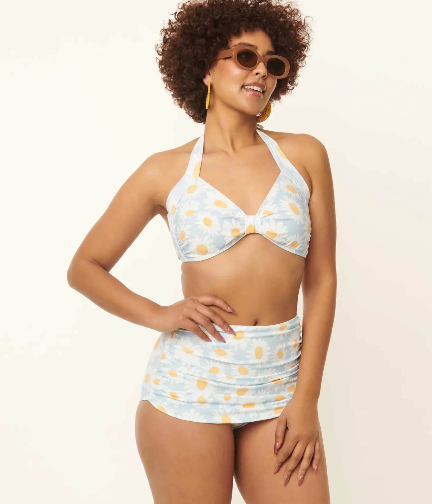Unique Vintage Two Piece Swim>Esther Williams 1950s Light Blue & White Daisy Print Bikini Set