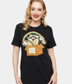 Unique Vintage Graphic Tees><noscript><img width=