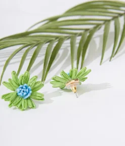 Unique Vintage Earrings><noscript><img width=