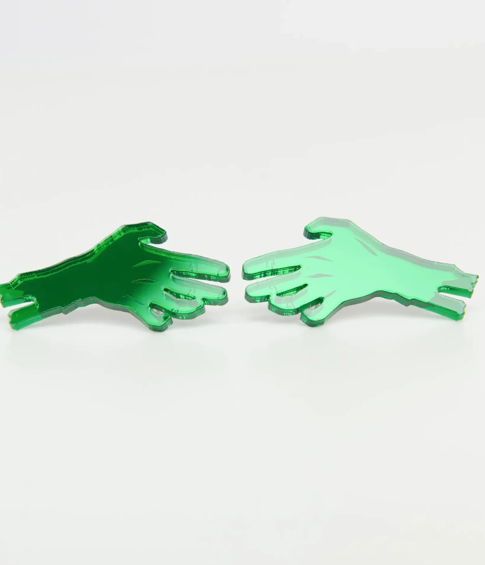 Unique Vintage Halloween|Earrings>Green Zombie Hand Earrings