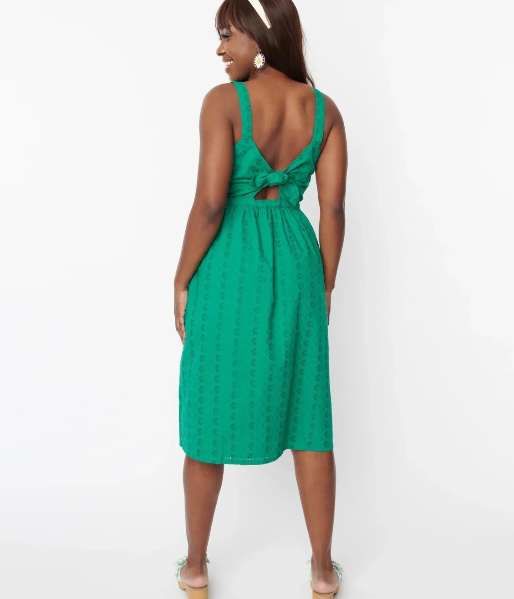 Unique Vintage Swing|Pocket Dresses>Kelly Green Eyelet Button Up Sundress