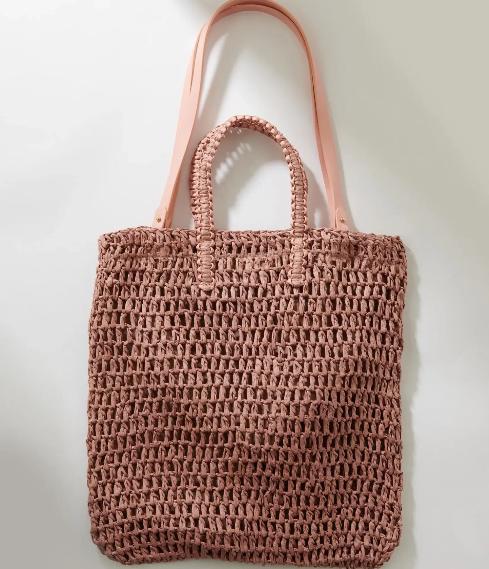 Unique Vintage All Things Pink|Honeymoon Outfits>Mauve Pink Straw Tote Bag
