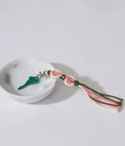 Unique Vintage Work Wear|Gift Under $20>Olive Daisy Keychain