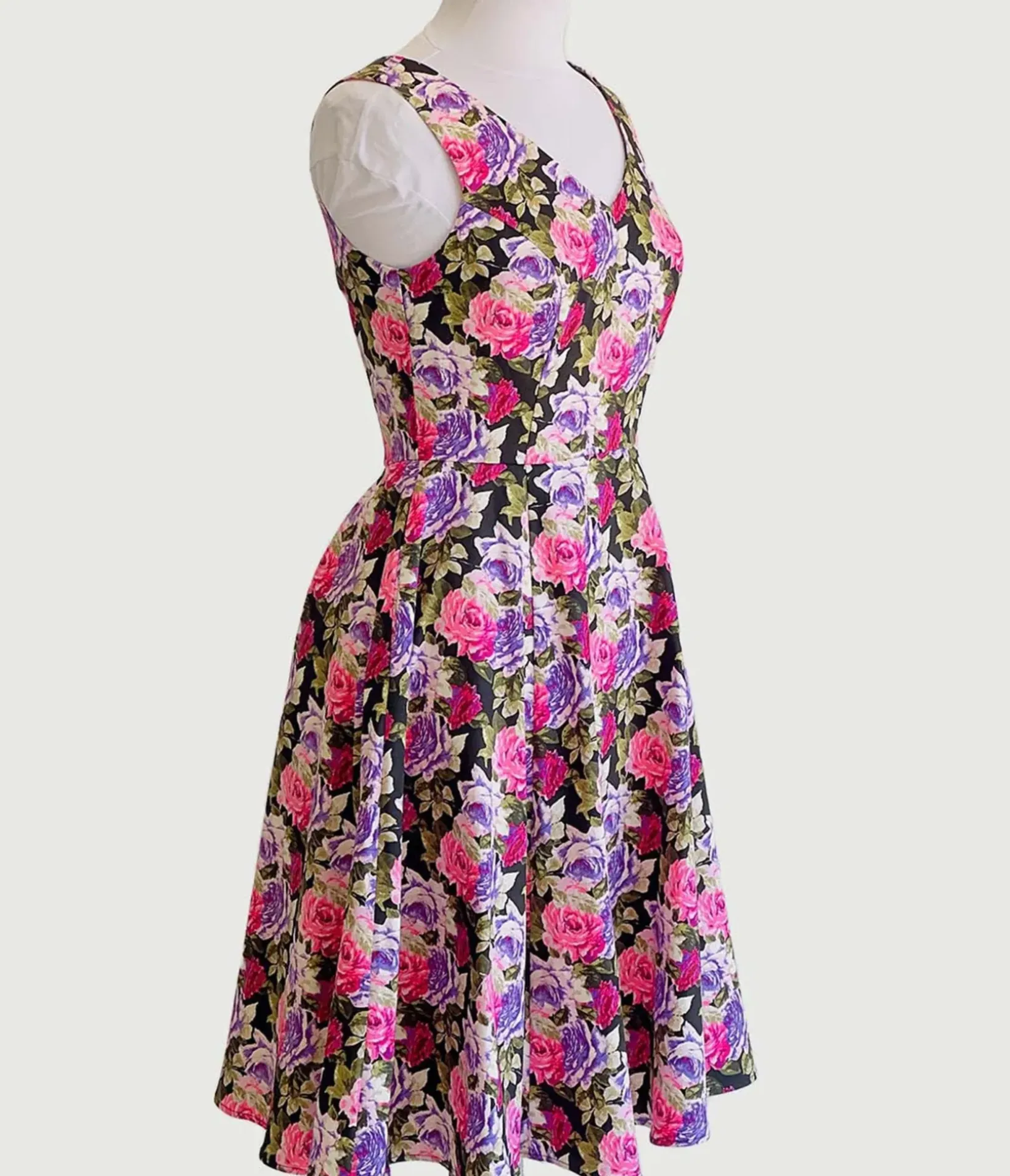 Unique Vintage Swing|Pocket Dresses>Pink & Purple Roses Swing Dress
