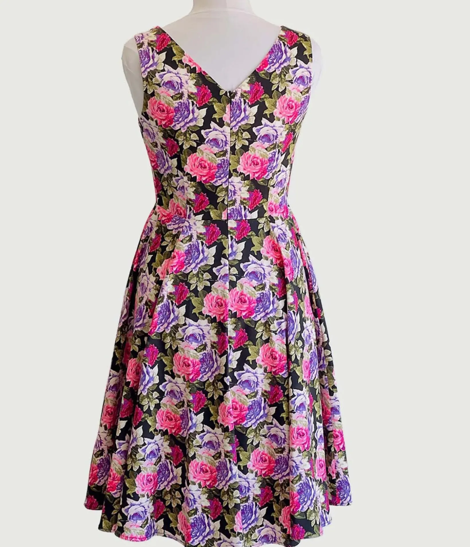 Unique Vintage Swing|Pocket Dresses>Pink & Purple Roses Swing Dress