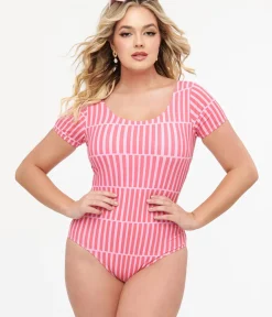 Unique Vintage One Piece Swim|Summer Vacation><noscript><img width=