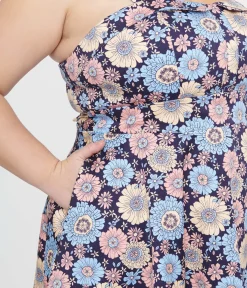 Unique Vintage Fit & Flare|Pocket Dresses>Plus Size 1950s Navy & Multicolor Daisy Print Cotton Flare Dress