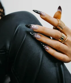 Unique Vintage Halloween|Beauty>Potion Nailz