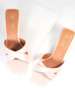 Unique Vintage Heels|Sandals>Retro Style Light Pink Embossed Crocodile Heels