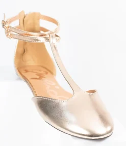 Unique Vintage Flats|Sandals><noscript><img width=