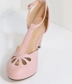Unique Vintage Heels|T-Straps><noscript><img width=