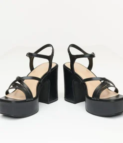 Unique Vintage Special Occasion|Sandals><noscript><img width=