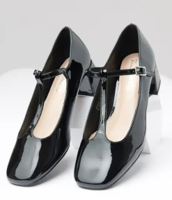 Unique Vintage Heels|T-Straps><noscript><img width=