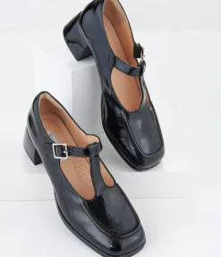 Unique Vintage Work Wear|Heels>1950s Black Patent Leatherette Unforgettable Elizabeth Pumps