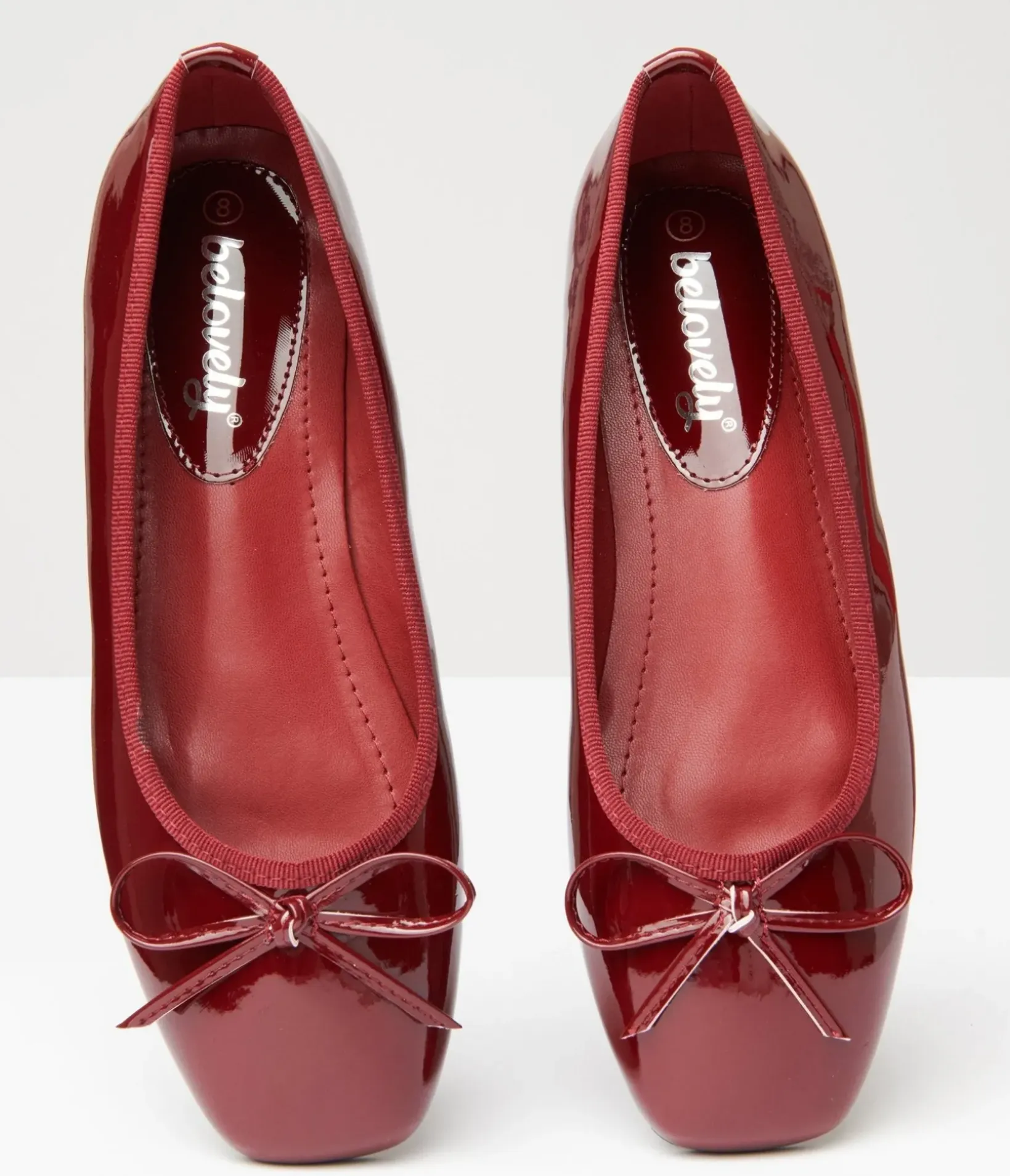 Unique Vintage Flats>1960s Burgundy Patent Leatherette Flats