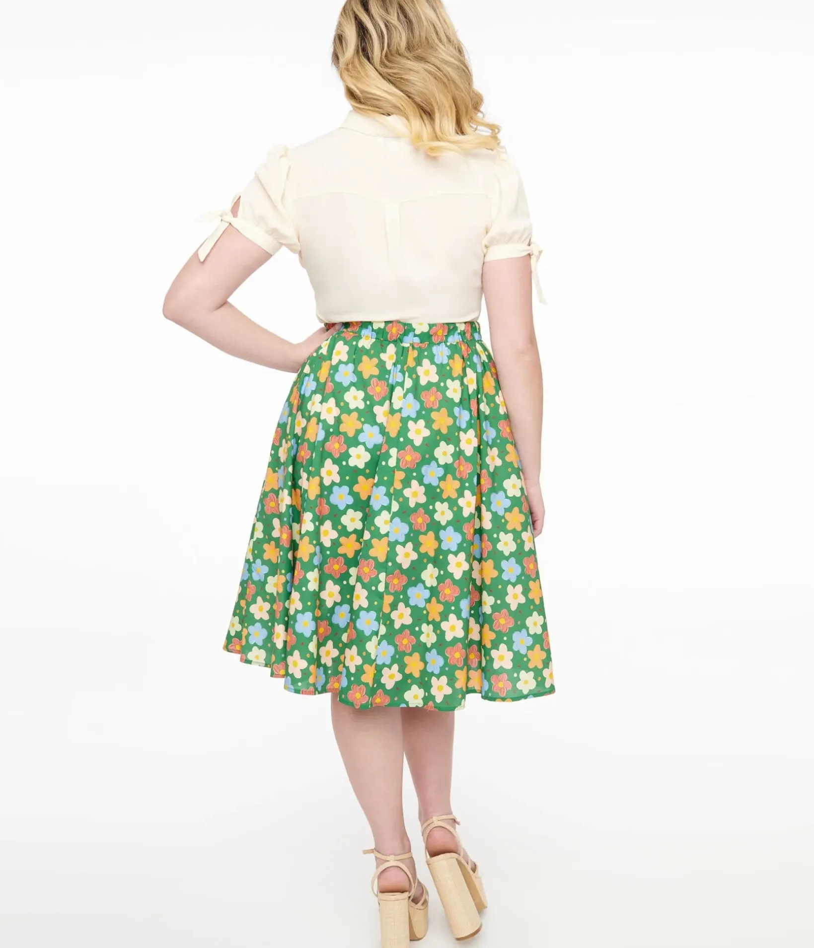 Unique Vintage Skirts>1950s Green Retro Floral Cotton Swing Skirt