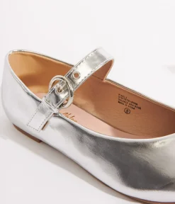 Unique Vintage Flats>Silver Leatherette Mary Jane Flats