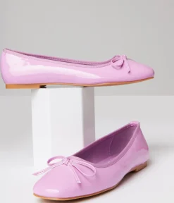 Unique Vintage Flats><noscript><img width=