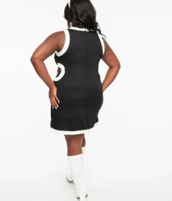 Unique Vintage Everyday Dresses|All Things Black>Smak Parlour Plus Size 1960s Black & White Contrast Cutout Cotton Shift Dress