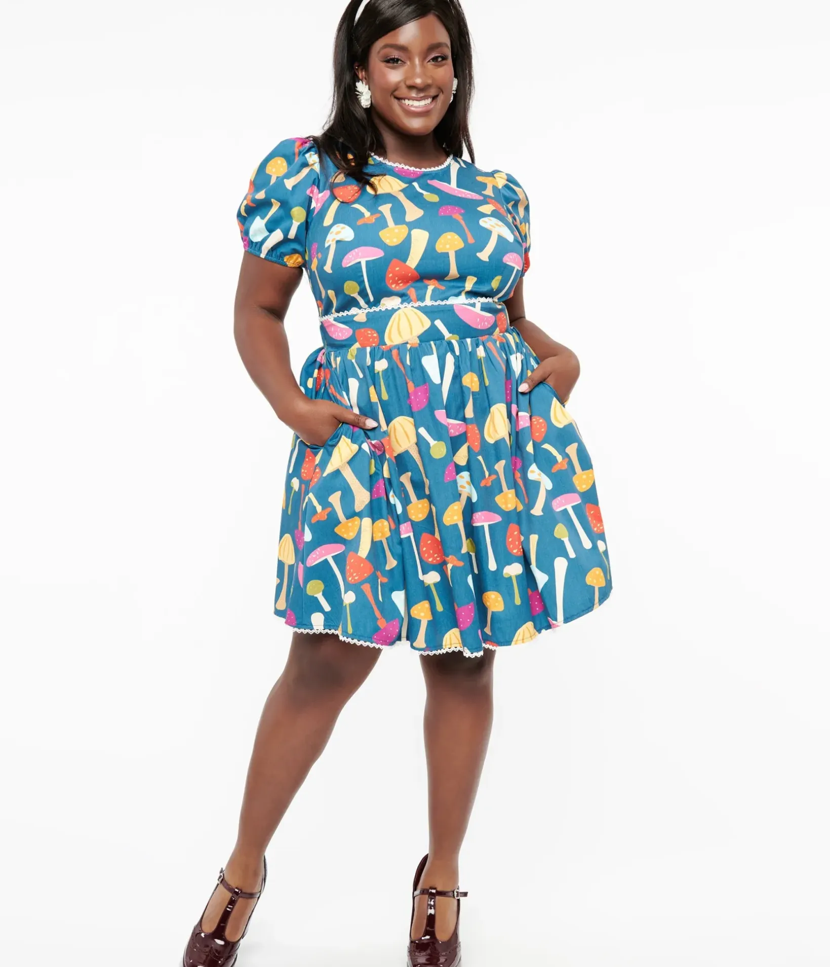 Unique Vintage Fit & Flare|Fit & Flare>Smak Parlour Plus Size 1960s Navy.& Rainbow Mushroom Open Back Flare Dress