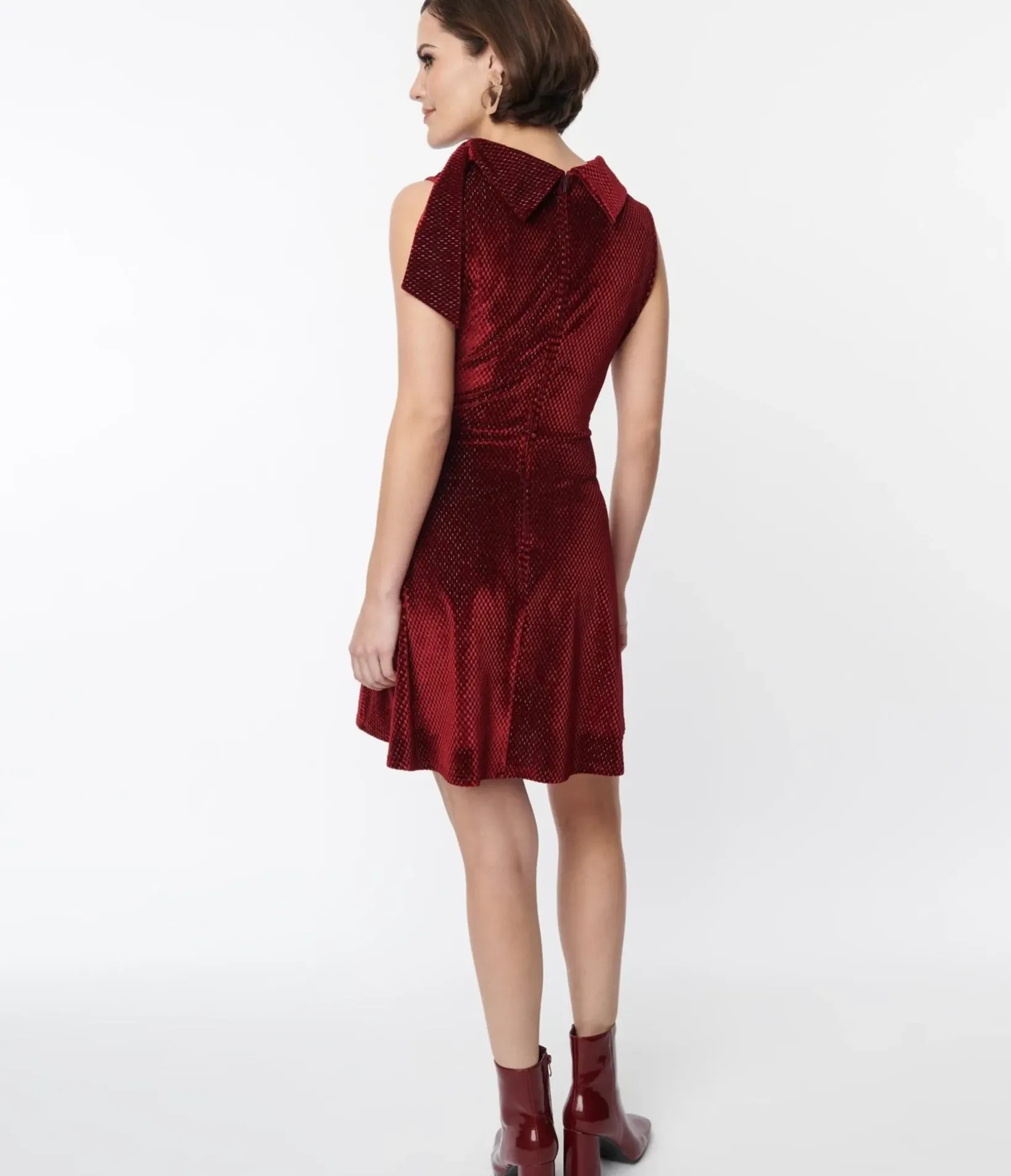 Unique Vintage Fit & Flare|Pocket Dresses>Smak Parlour Ruby Red Mock Neck Fit & Flare Dress