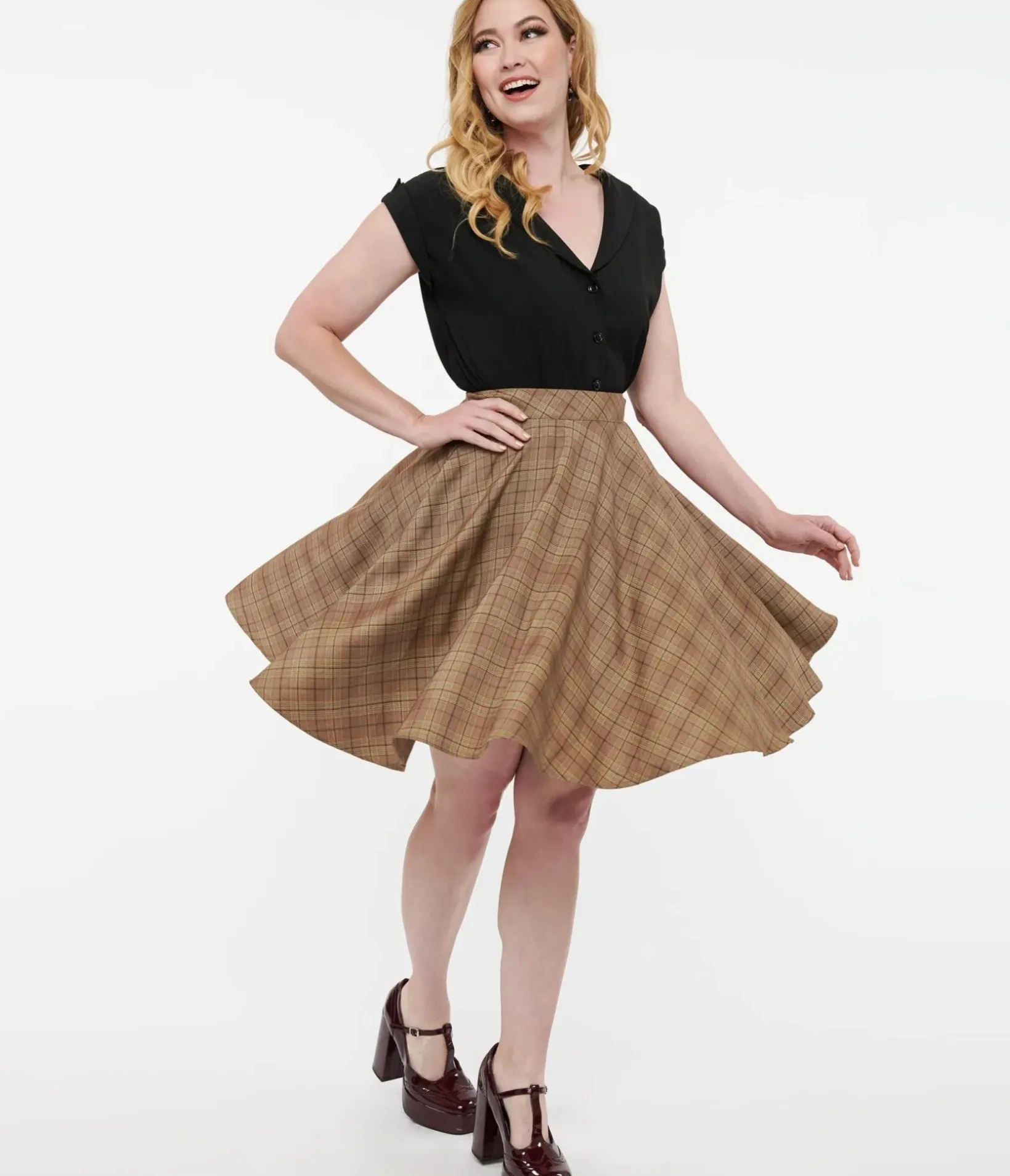 Unique Vintage Skirts>Smak Parlour 1960s Brown & Green Plaid Scene Flare Skirt