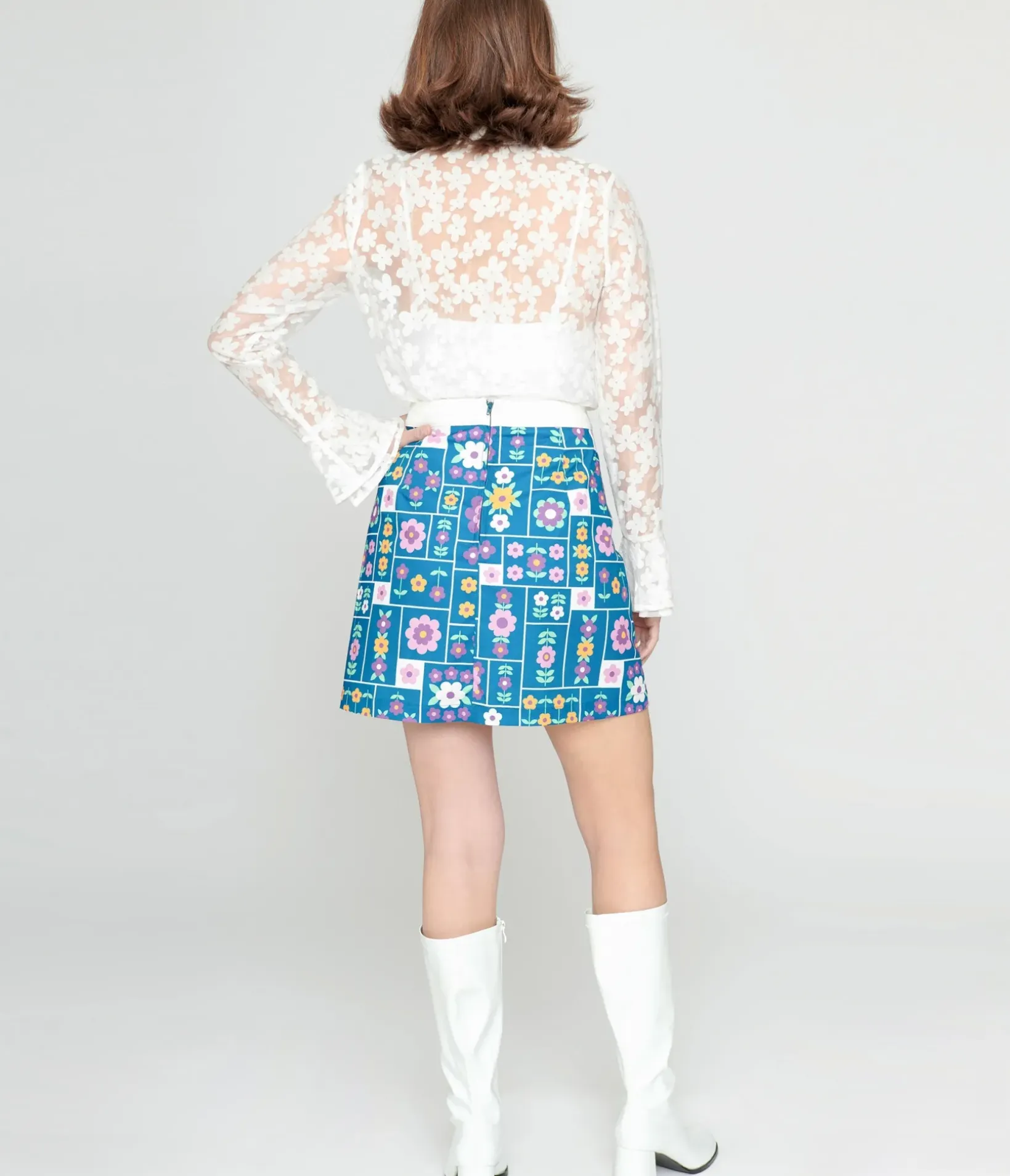 Unique Vintage Skirts>Smak Parlour 1960s Teal Wallpaper Floral Print Mod Skirt