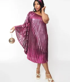 Unique Vintage Maxi|Caftans>1970s Metallic Magenta Pleated Caftan