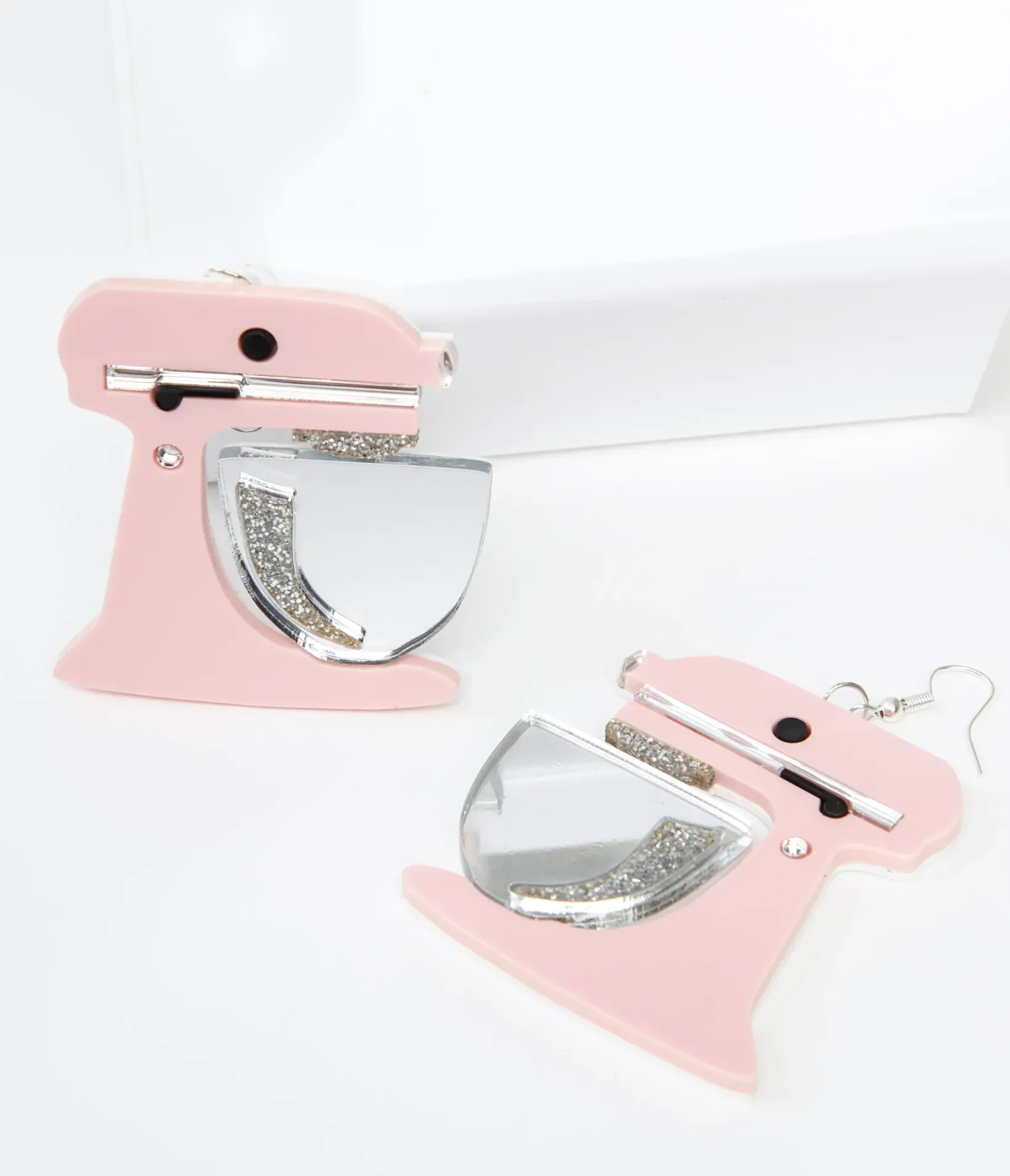 Unique Vintage All Things Pink|Earrings>1950s Pink Kitchenaid Mixer Earrings