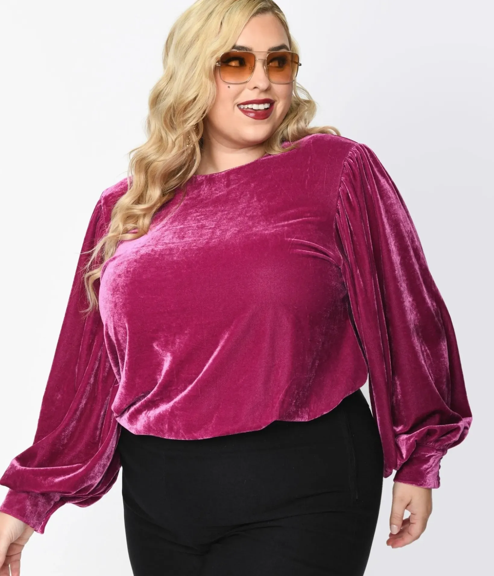 Unique Vintage Blouses|Work Wear>1970s Purple Velvet Long Sleeve Top