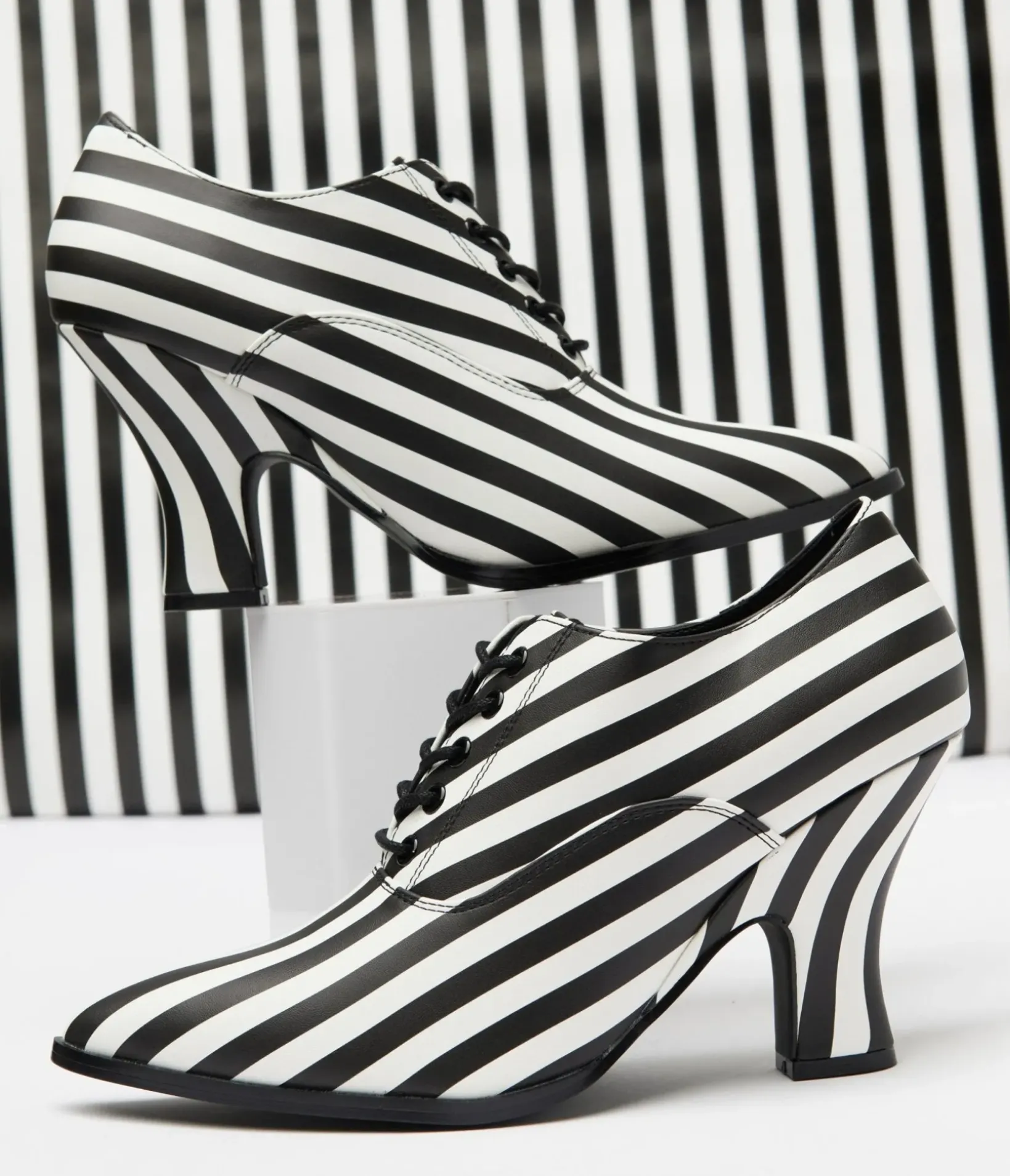 Unique Vintage Halloween|Heels>Strange Cult Black & White Stripe Victoria Heels