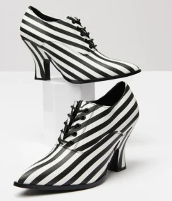 Unique Vintage Halloween|Heels><noscript><img width=