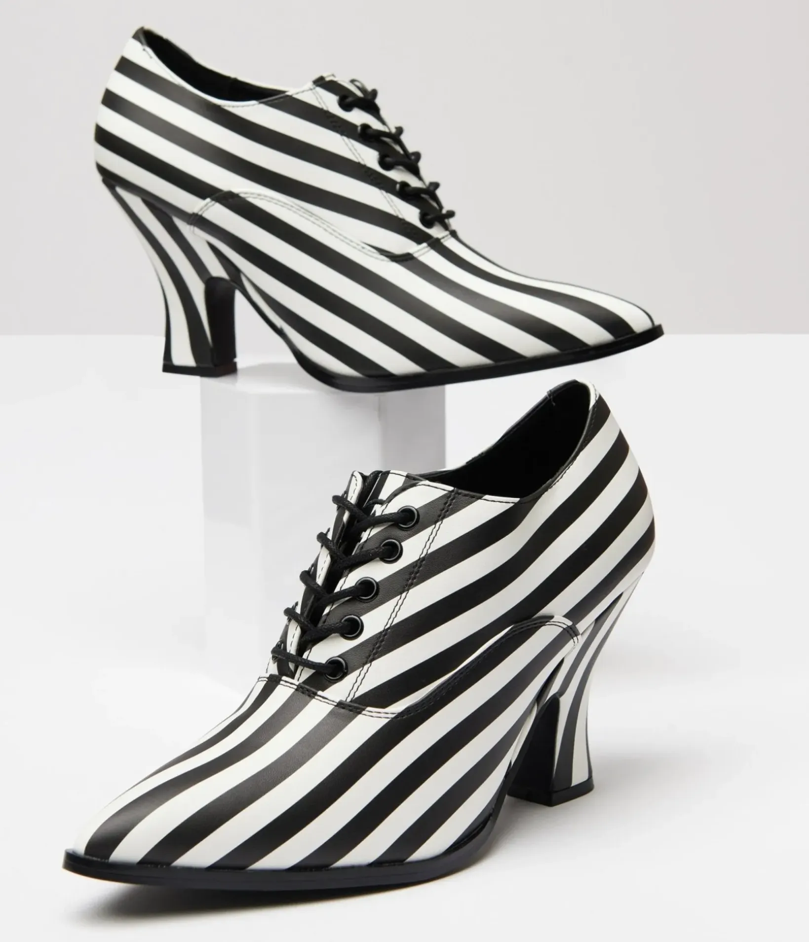 Unique Vintage Halloween|Heels>Strange Cult Black & White Stripe Victoria Heels