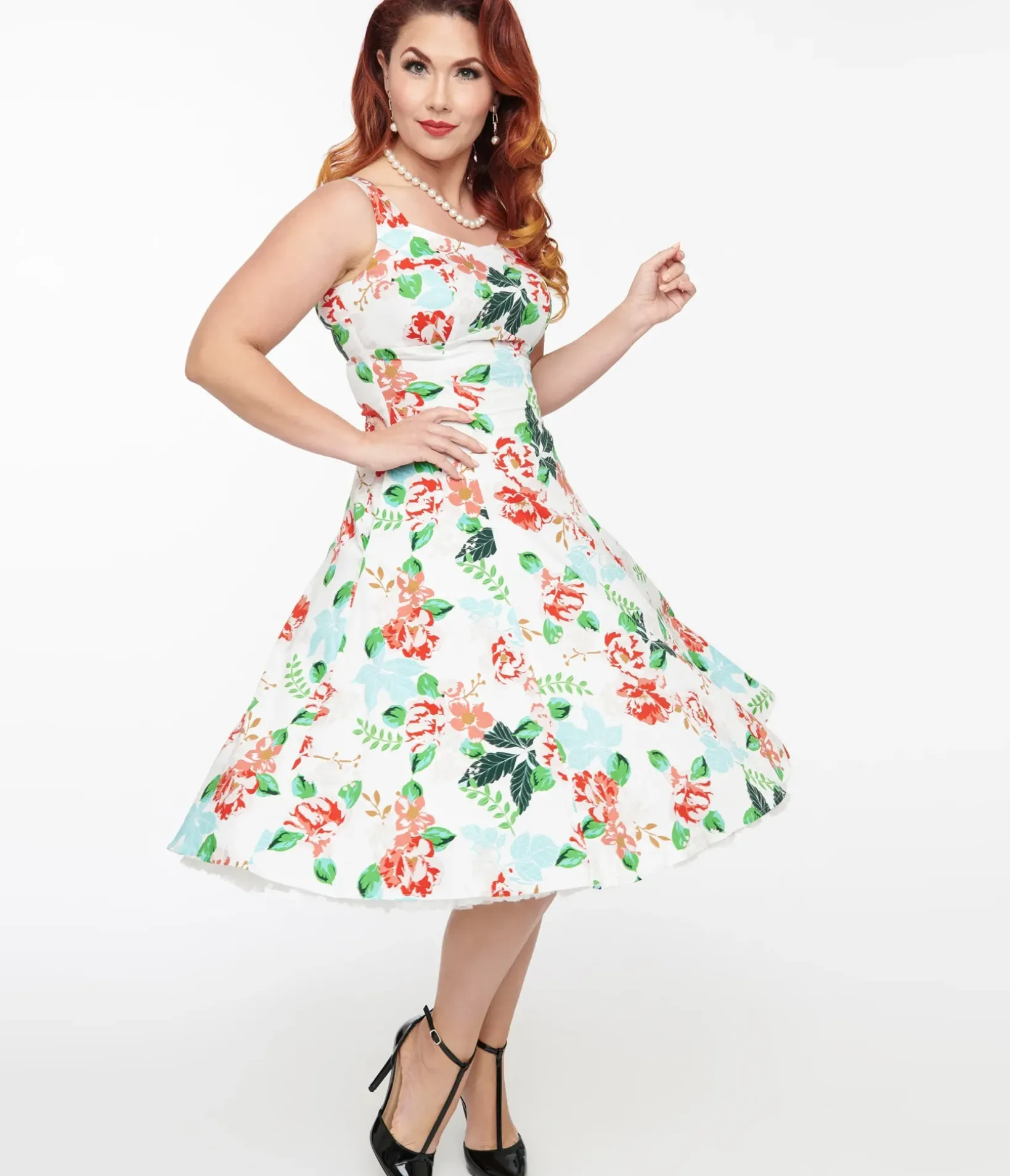 Unique Vintage Swing|Pocket Dresses>1950s White & Red Floral Lyla Swing Dress