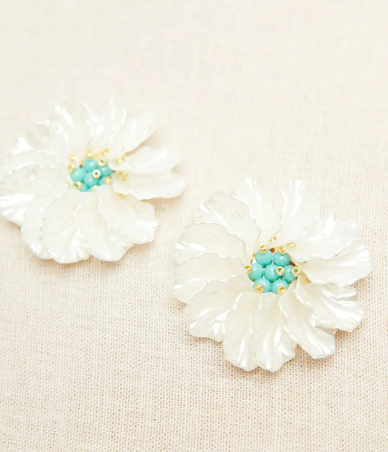 Unique Vintage Earrings>Turquoise Daisy Earrings