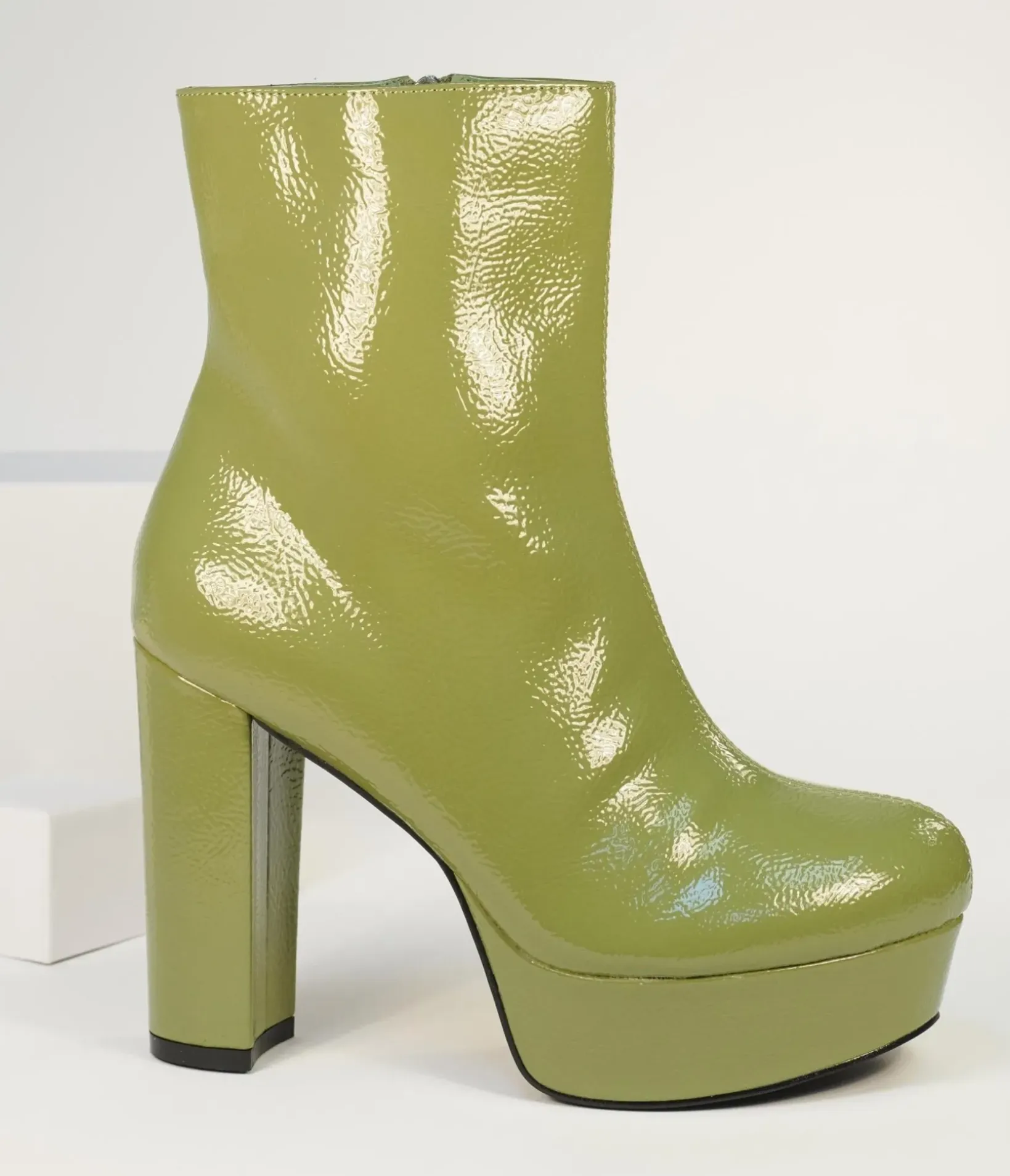 Unique Vintage Boots>Avocado Green Platform Heel Ankle Boots