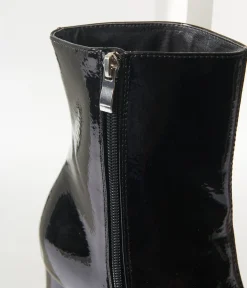 Unique Vintage All Things Black|Boots><noscript><img width=