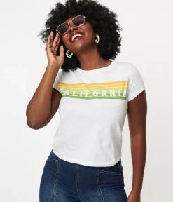 Unique Vintage Graphic Tees><noscript><img width=