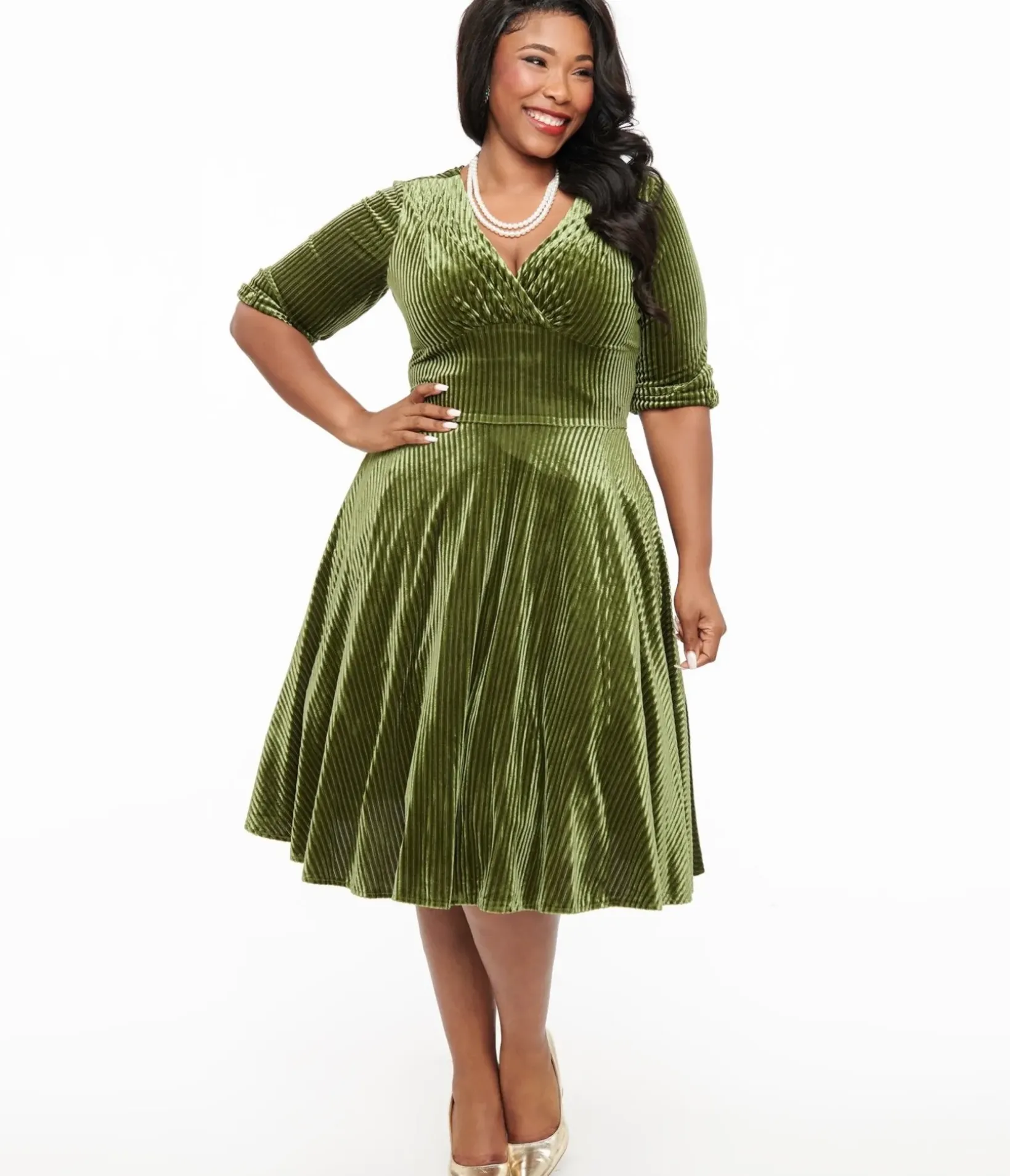 Unique Vintage Swing|Wedding Guest>Plus Size Green 1950s Moss Green Velvet Delores Swing Dress